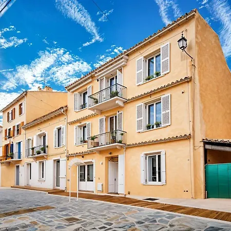 Frgk - Entire Building In Apartment