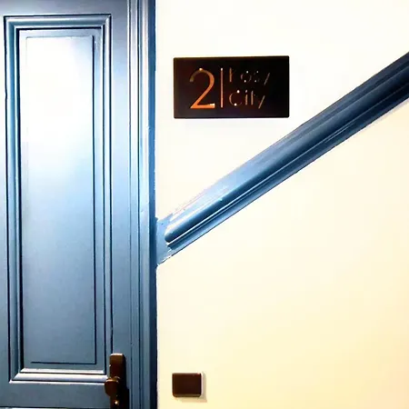 Frgk - Entire Building In Apartment Cannes