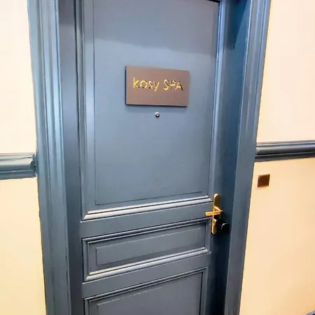 Frgk - Entire Building In Apartment *